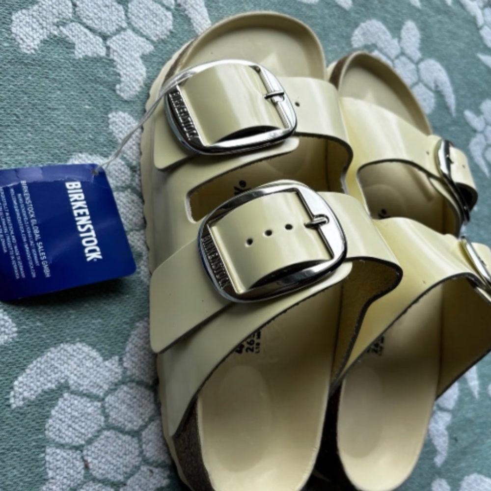NWT Birkenstock Arizona Big Buckle sandals 41